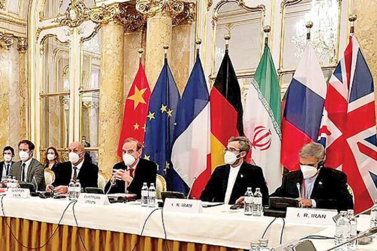 یک عضو کمیسیون اصل ۹۰ مجلس شورای اسلامی با بیان این‌که شاید در روزهای آینده شاهد توافق هسته‌ای باشیم، گفت: مطلوب مردم و نمایندگان در توافق احتمالی دیده نشده است.