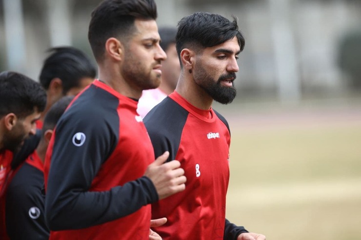 به نظر می‌رسد مدافع تیم ملی کشورمان خیلی زودتر از حد تصور پیراهن پرسپولیس را بپوشد.