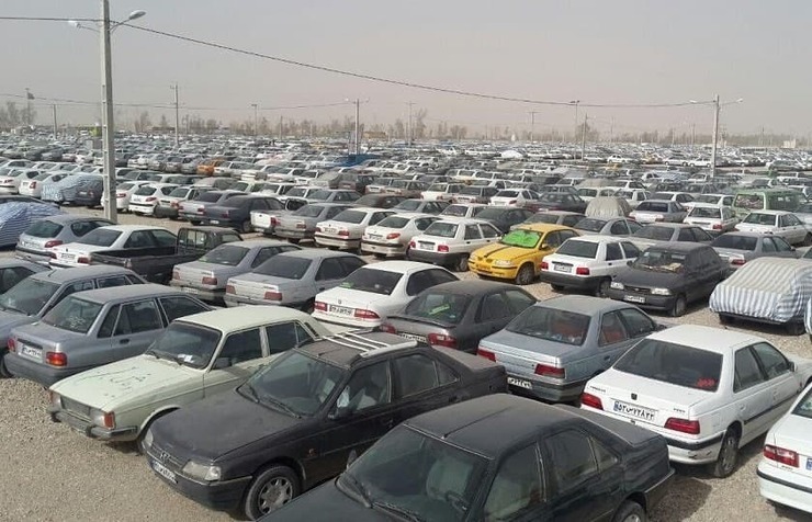 رییس پلیس راهنمایی و رانندگی از اجرای طرح ترخیص خودرو‌های توقیفی فاقد دستور قضایی خبر داد و گفت: سیاست پلیس راهنمایی و رانندگی این است که تا جای امکان خودرو‌ها توقیف نشوند.