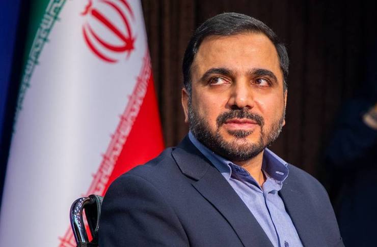 وزیر ارتباطات و فناوری اطلاعات در حاشیه مراسم افتتاح ساختمان جدید دانشکده مهندسی هوافضای دانشگاه صنعتی شریف از افزایش صدبرابری سرعت اینترنت در کشور طی سه سال آینده خبر داد.