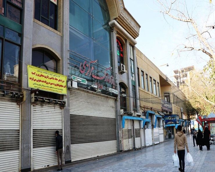 دبیر کمیته امنیتی، انتظامی و اجتماعی ستاد ملی مقابله با کرونا از تمدید یک هفته ای محدودیت های کرونایی شهرهای قرمز و نارنجی خبر داد.