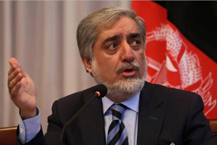 عبدالله عبدالله رئیس شورای عالی مصالحه ملی افغانستان با انتقاد از ادامه اختلاف احزاب ،گروهها و دولت افغانستان بر سر یک طرح واحد برای گفت وگو با طالبان، هشدار داد ادامه این وضعیت آینده تلخی را برای کشور رقم می زند.