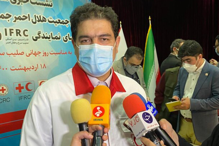 رییس جمعیت هلال احمر کشورمان از ورود ۹ میلیون دُز واکسن کرونا طی یک ماه آتی به کشور خبر داد.