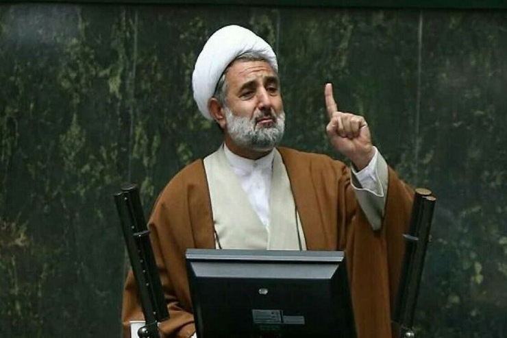 رییس کمیسیون امنیت ملی و سیاست خارجی مجلس شورای اسلامی با اشاره به فایل صوتی منتشر شده از گفت و گوی وزیر امور خارجه و سخنان اخیر معاون وی معتقد است که این اظهارات در راستای ارائه وارونه تاریخ است.