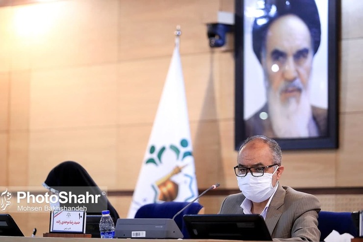 نایب‌رئیس شورای اسلامی شهر مشهد گفت: حق انتخاب‌شدن و انتخاب‌کردن را باید تقویت کنیم و تأثیرگذاری رأی مردم را مدنظر قرار دهیم. مردم اگر باور کنند و سراسیمه شرکت کنند، می‌توانند روی سرنوشت کشور تأثیر بگذارند.