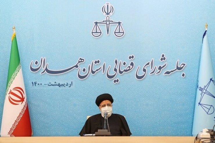 رئیس قوه قضاییه گفت: امر رهبر انقلاب در خصوص حمایت از تولید و رفع موانع آن نباید بر زمین بماند.
