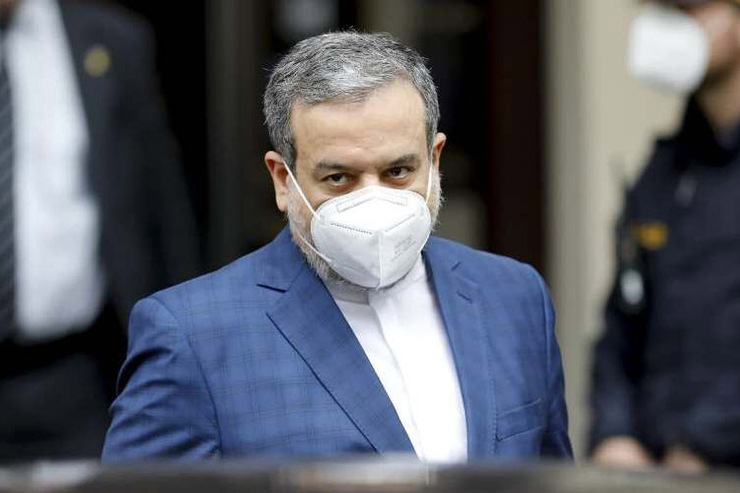 معاون سیاسی وزارت امور خارجه تاکید کرد: از سرگیری اجرای پروتکل الحاقی توسط ایران مستلزم رفع تحریم‌ها است. ما علاقه‌مندیم این کار تا قبل از ٣١ اردیبهشت انجام شود، البته اگر مقدور باشد.