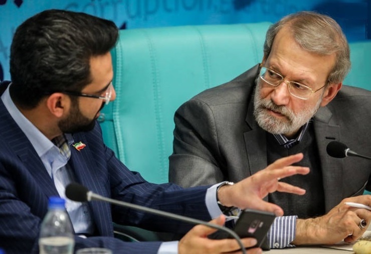 علی لاریجانی، مشاور رهبر انقلاب، با دعوت آذری‌جهرمی به کلاب‌هاوس پیوست.