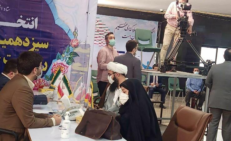 شورای نگهبان تاکنون در رقابت‌های انتخاباتی ریاست جمهوری، هیچ کاندیدای زنی را تایید صلاحیت نکرده است. معصومه ابتکار با توجه به این موضوع از این شورا خواسته است که این اتفاق امسال برای نخستین بار رقم بخورد.
