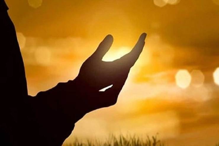 مناجاتی که لحظات افطار در ماه مبارک رمضان زمزمه می‌کنیم و به دعای ربنا معروف است در واقع از چهار آیه قرآن که با کلمه ربنا آغاز می‌شود تشکیل شده است. این دعا را با صدای محمد اصفهانی می‌توانید در این مطلب دانلود کنید.