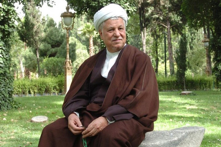 در جستجوی مصلحت، عنوان خاطرات روزنوشت سال ۱۳۷۷ آیت الله هاشمی رفسنجانی است که قرار است پنجشنبه این هفته در خانه موزه هاشمی رونمایی شود.