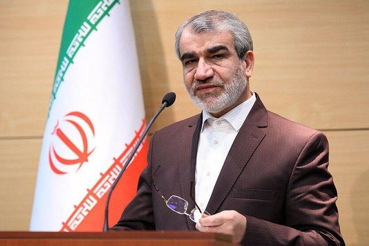 سخنگوی شورای نگهبان گفت: هرگز سند یا اسنادی دال بر سوءاستفاده اعضاء و کارکنان نهاد شورای نگهبان وجود نداشته و ندارد و مشخص شده افرادی به اسم شورای نگهبان کلاهبرداری می‌کنند.