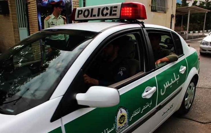 ساعت ۴ و ۳۵ دقیقه بامداد امروز (۶ اردیبهشت ۱۴۰۰) گزارش سرقت خودروی سواری پژو ۲۰۶ سفیدرنگ در بلوار شهید فکوری به فوریت‌های پلیسی ۱۱۰ اعلام شد و حساسیت این گزارش به‌خاطر حضور کودکی خردسال در داخل خودرو بود.
