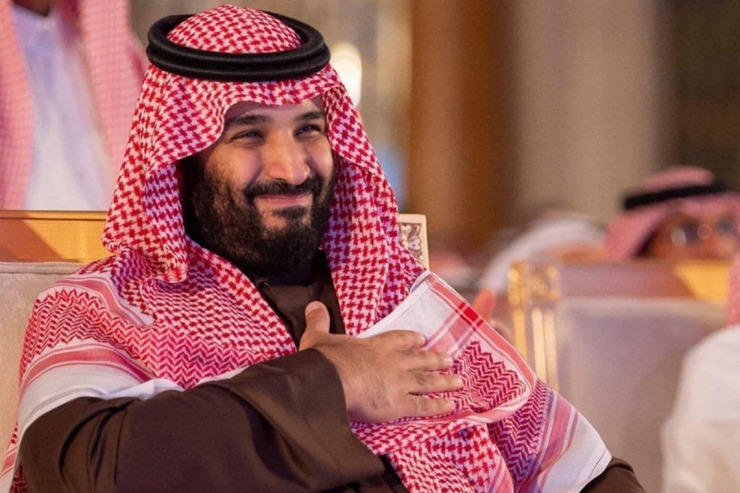 حرکات عجیب ولیعهد عربستان در مصاحبه زنده تلویزیونی باعث شد برخی کاربران عربستانی هشتگ #هبد_مبس (نوعی توهم از مواد مخدر) را در توییتر ترند کنند.