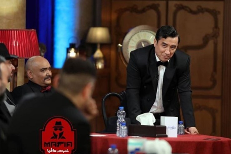 سریال «شب‌های مافیا» در فصل جدیدش میزبان هنرمندان و ورزشکار پیشکسوت فوتبال کشورمان بود و حالا مخاطبانِ پرشمارِ این بازی سرگرم‌کننده با یک پدیده تیزهوش؛ خداداد عزیزی، پیشکسوت پرافتخار فوتبال، رو‌به‌رو شده‌اند.