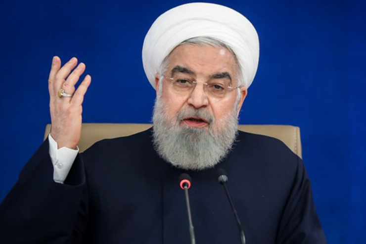 رییس جمهور گفت: ۱۵ ماه گذشته روزهای تاریخی برای آزمون مردم ایران بود که هم شیوع کرونا را داشتند و هم تحریم‌ها را تجربه می‌کردند. قطعاً در این ۱۵ ماه مردم ما پیروز بودند و مدافعان سلامت در خط نخست این پیروزی قرار داشتند.