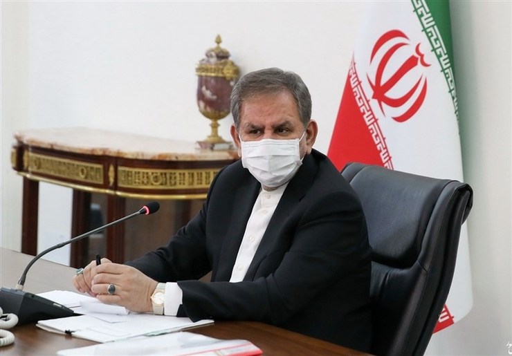 معاون اول رییس جمهوی نخستین مناظره نامزدهای انتخابات ریاست جمهوری را هم در برنامه‌ریزی و هم اجرا عجیب خواند و نوشت: اگر فهم مسائل واقعی کشور و راه حل های به دور از شعار و تبلیغات سیاسی مد نظر باشد باید صدا و سیما امکان پاسخگویی وزرا و اظهارات نخبگان و کارشناسان مطلع را فراهم کند.
