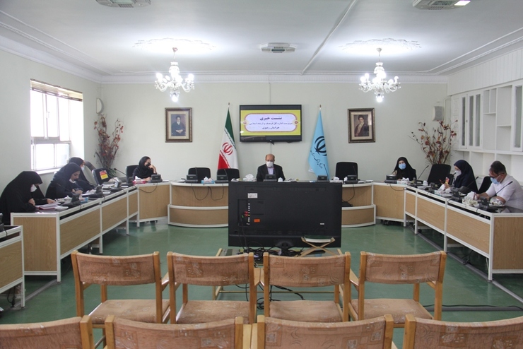نشست خبری سرپرست اداره‌کل ارشاد خراسان‌رضوی صبح امروز ۱۸خرداد با حضور جمعی از خبرنگاران برگزار شد.