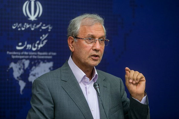 سخنگوی دولت با بیان اینکه در این سالها به طور عجیبی، برخی جریانهای داخلی، چشم و زبان خود را در دیدن و بیان مصائب جنگ تروریستی بسته اند، اظهار کرد: اما به نام حقیقت باید از مخوف ترین جنگ اقتصادی در قرن معاصر علیه زندگی ، معیشت و رفاه یک ملت و دولت در حال توسعه به درستی سخن گفته شود.