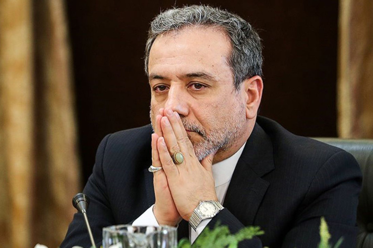 سخنگوی کمیسیون امنیت ملی و سیاست خارجی مجلس شورای اسلامی گفت: سیدعباس عراقچی مذاکره کننده ارشد ایران در مذاکرات هسته‌ای، چهارشنبه بعدازظهر برای ارائه گزارش در این کمیسیون حاضر می‌شود.
