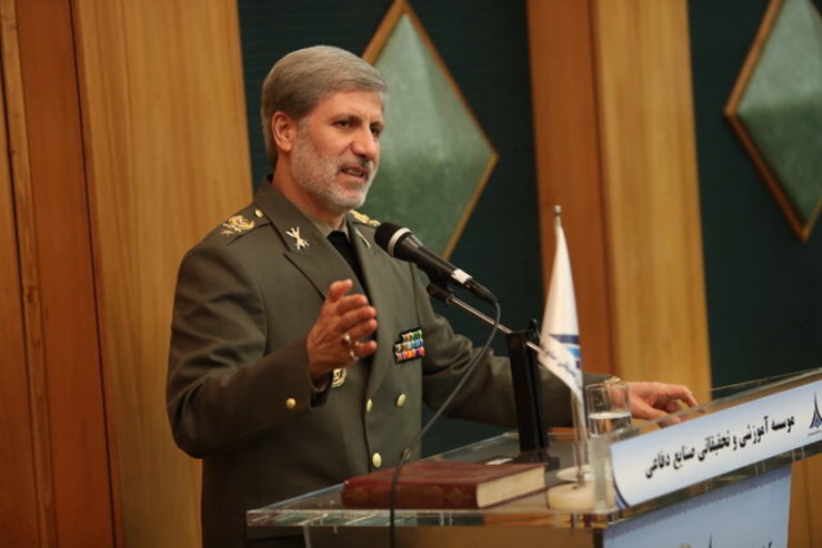 وزیر دفاع و پشتیبانی نیروهای مسلح تاکید کرد: در حوزه موشکی دارای یک توانمندی حقیقی هستیم و مانند حمله به پایگاه عین‌الاسد نیروهای مسلح می‌توانند به خوبی ماموریت‌های خود را انجام دهند.