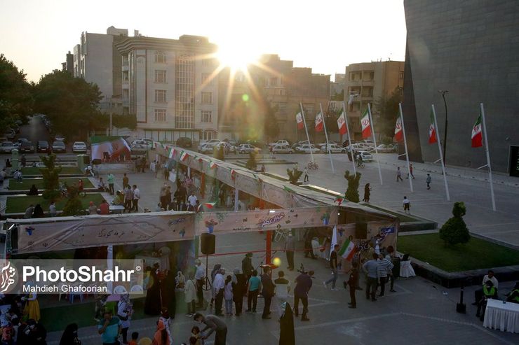 اولین خیابان هنر مشهد  طی مراسمی  در شامگاه ۱۹خرداد، در حاشیه میدان جانباز افتتاح شد.