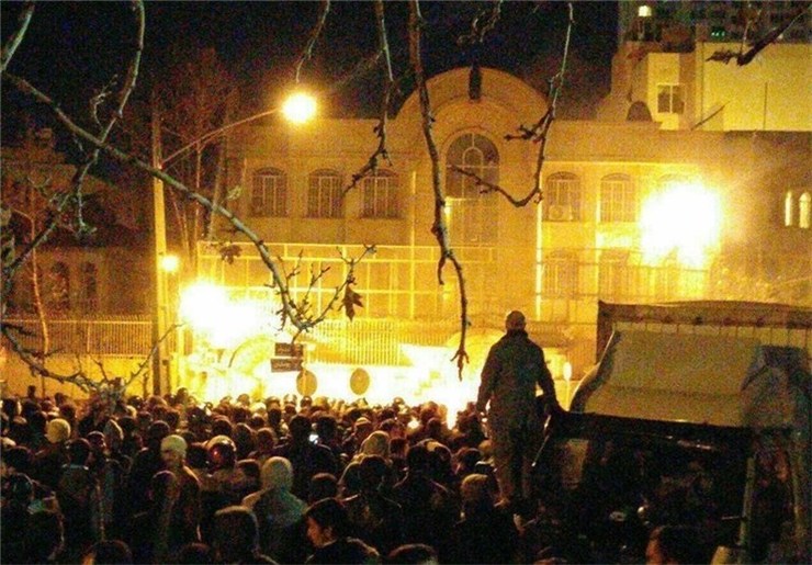 معاون دفتر رئیس‌جمهوری با اشاره به حمله عده‌ای خودسر به سفارت عربستان سعودی در سال ۱۳۹۴ گفت: نمی‌شود حمله‌کنندگان به سفارت همسایگان، شریک سیاسی‌شان باشد و همزمان، تجارت با همسایگان شعار آنها. تجارت، ثبات می خواهد نه ماجراجویی و دشمن‌سازی.