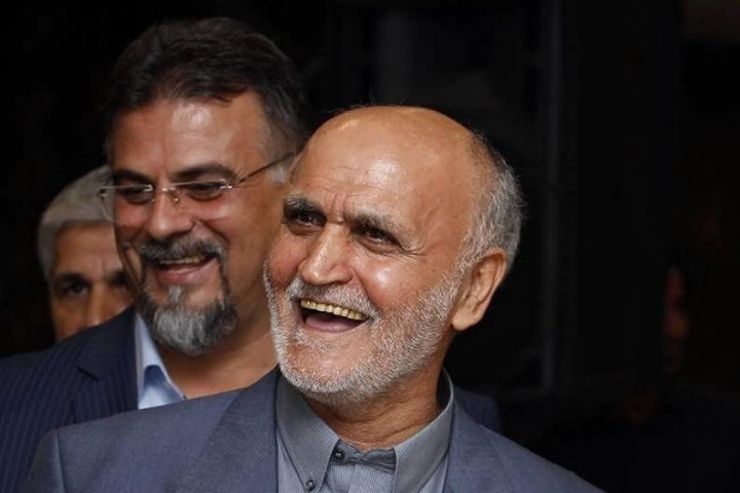 حضور برخی مدیران استقلال در ستاد‌های انتخاباتی با انتقاد‌های گسترده‌ای همراه شده است. اولیایی، مدیرعامل سابق استقلال رفتار مددی و نظری را به شدت مورد نقد قرار داده است.