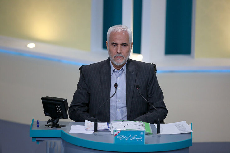 محسن مهرعلیزاده در نامه ای به وزیر کشور از ادامه حضور در رقابت های انتخاباتی انصراف داد.