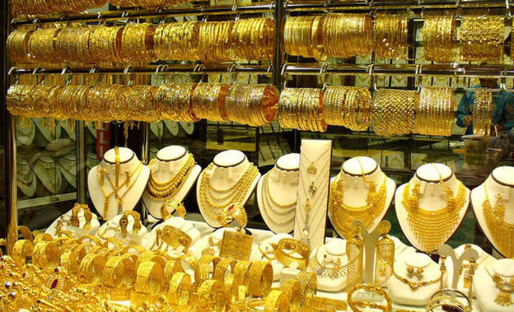 نایب رییس اتحادیه طلا و جواهر تهران با اشاره به کاهش قیمت‌ها دربازار طلا و سکه گفت: عامل نخست کاهش قیمت‌ها، افت قیمت انس جهانی و عامل دیگر کاهش قیمت ارز در داخل کشور است.