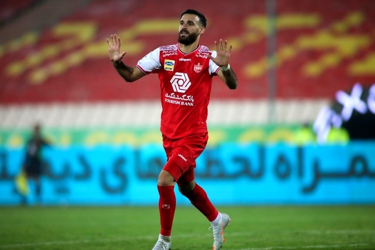 احتمال ماندن نوراللهی در پرسپولیس قوت گرفت