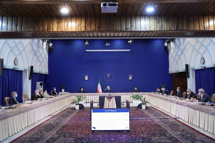 قانون نحوه حمایت از بازگشت نخبگان ایرانی و جذب نخبگان غیرایرانی در جلسه روز سه‌شنبه شورای‌عالی انقلاب فرهنگی به ریاست حجت‌الاسلام والمسلمین دکتر حسن روحانی رئیس جمهور به تصویب اعضا رسید.