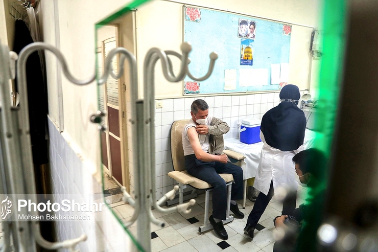سخنگوی وزارت بهداشت درباره برنامه واکسیناسیون معلمان، اساتید دانشگاه ها، دانشجویان و دانش آموزان توضیح داد.