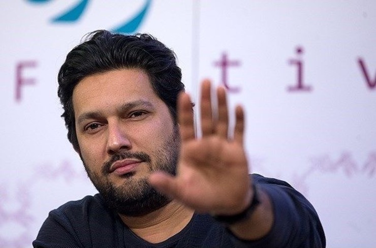 حامد بهداد در گفت‌وگو با مجله اندیشه پویا، علت ادامه پیدا نکردن همکاری‌اش با مسعود کیمیایی بعد از «محاکمه در خیابان» و «جرم» را سم‌پاشی‌های پولاد کیمیایی دانسته است. او هم‌چنین ذرباره همکاری با ابراهیم حاتمی‌کیا هم حرف زده است.