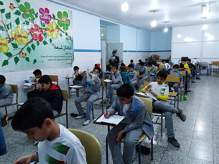 رئیس سازمان ملی پرورش استعدادهای درخشان از برگزاری آزمون ورودی مدارس استعدادهای درخشان در روزهای پنجشنبه و جمعه ۲۰ و ۲۱ خرداد ماه خبر داد.