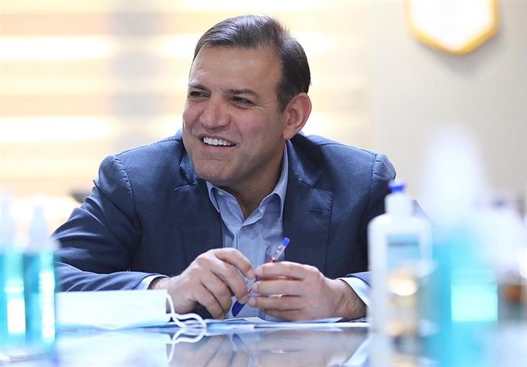 شهاب الدین عزیزی خادم، رئیس فدراسیون فوتبال به موضوع اختلاف مالی فدراسیون فوتبال با وزارت ورزش و جوانان واکنش نشان داده است. این درحالی است که علی نزاد مدعی شده ۱۰ میلیاردتومان دیگر کمک مالی به فدراسیون فوتبال انتقال داده می‌شود.