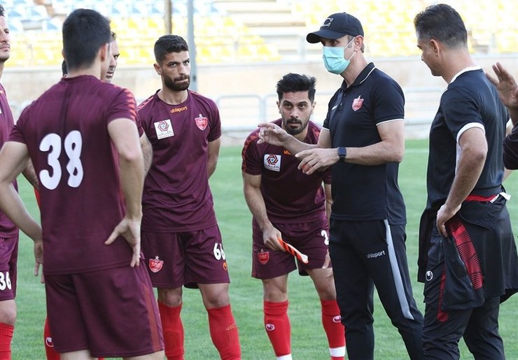 در سه دیدار اخیر پرسپولیس در لیگ برتر و جام حذفی، این تیم در نیمه مربیان عملکرد فوق العاده‌ای داشته است.