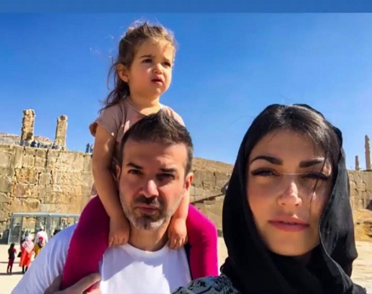 درحالی که شاید بسیاری از هواداران استقلال همچنان انتظار می‌کشیدند روزی استراماچونی به ایران بازگردد و هدایت استقلال را عهده دار شود، اما این مربی رسما با باشگاه الغرافه قطر به توافق رسید و سرمربی این تیم شد.