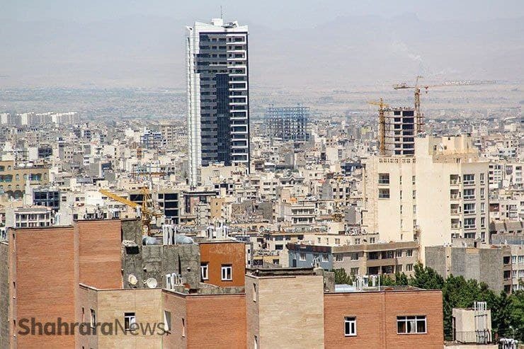 افزایش بیش از اندازه قیمت اجاره سبب شده است مستأجران برای تأمین ودیعه مسکن به فروش خودرو و طلای خود رو بیاورند.
