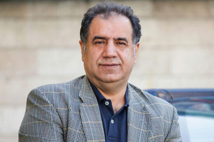 علی خسروی، ناظر داوری دیدار پیکان و سپاهان به خاطر قطعی برق در آسانسور گرفتار شد.