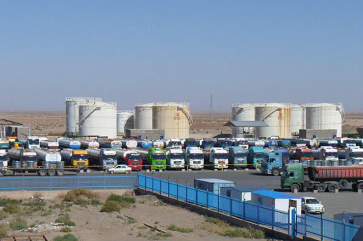 عضو هیات مدیره انجمن صنفی حمل‌ونقل بین‌المللی خراسان رضوی گفت: فعالیت‌ها به طور موقت در گمرک اسلام‌قلعه متوقف و درخواست شده است که موقتا به مرز ورود صورت نگیرد تا ثبات ایجاد شود.