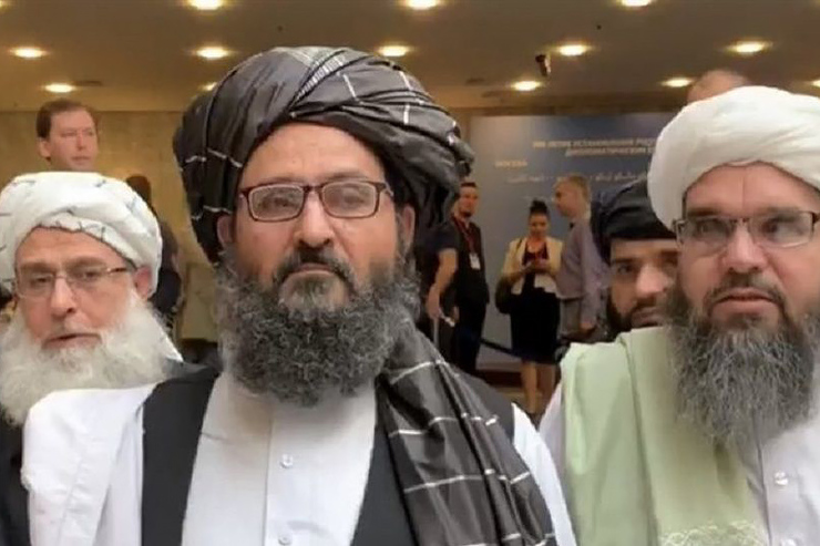 ژنرال «لوید آستین» وزیر دفاع آمریکا در توئیتی نوشت که برای دستیابی به یک توافق سیاسی در افغانستان، جامعه جهانی باید فشارها بر طالبان را افزایش دهد.