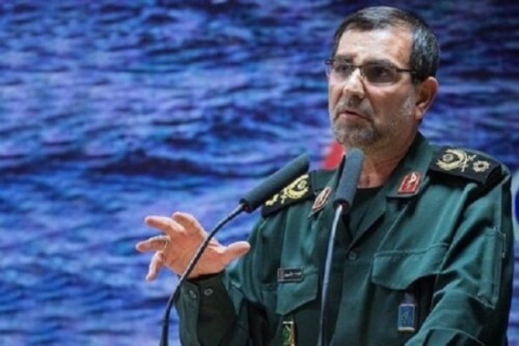 دریادار تنگسیری گفت: بهداری نیروی دریایی سپاه تمام امکانات بیمارستانی و بهداشتی خود را که عمدتا در مناطق قرمز کرونایی استقرار دارند برای عبور از موج پنجم کرونا بسیج کرده است.