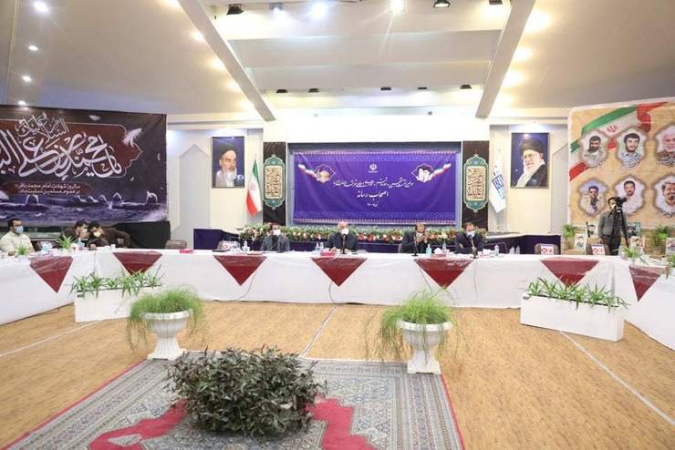 سخنگوی منتخبان ششمین دوره شورای اسلامی شهر مشهد گفت: در انتخاب شهردار مشهد عجله نداریم و مایل هستیم تا تغییر و تحول در مدیریت این کلان‌شهر با آرامش صورت گیرد.