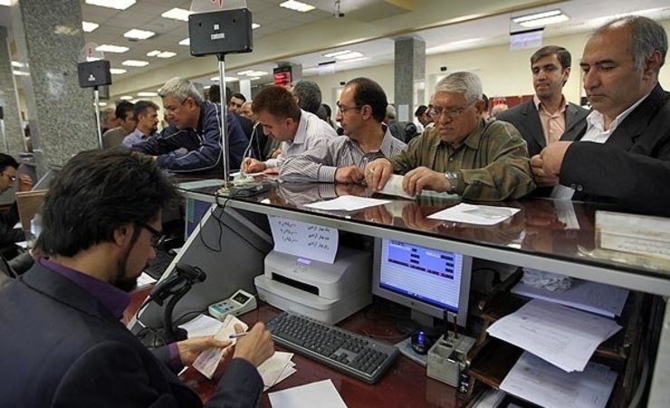  اولین نوبت وام ضروری ۱۰ میلیون تومانی برای ۲۳ هزار بازنشسته و وظیفه‌بگیر صندوق بازنشستگی کشوری واریز شده و ۱۰۷ هزار نفر دیگر در صف واریز هستند. واریزی‌ها تا کی ادامه دارد؟