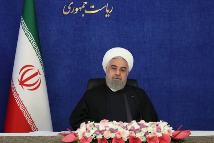رئیس جمهور با بیان اینکه کشور همیشه در حال توسعه و سازندگی است، گفت: در دورانی که از یک طرف با جنگ تحمیلی اقتصادی و از طرف دیگر با هجمه کرونا مواجه بودیم، بسیار مهم بود که به دنیا جواب بدهیم و افتتاح طرح های ملی در روزهای پنج شنبه خاری بود در چشم کسانی که علیه ایران طراحی کرده بودند.