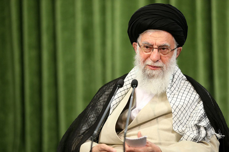 رهبر معظم انقلاب در پیامی از ۴۲ سال خدمت صادقانه آیت‌الله شاهچراغی نماینده ولی فقیه در استان سمنان قدردانی کردند.