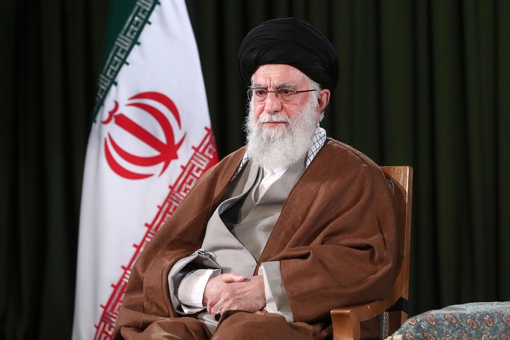 حضرت آیت‌الله خامنه‌ای در پیامی به یوسفعلی میرشکاک (شاعر و نویسنده) درگذشت فرزند وی را تسلیت گفتند.