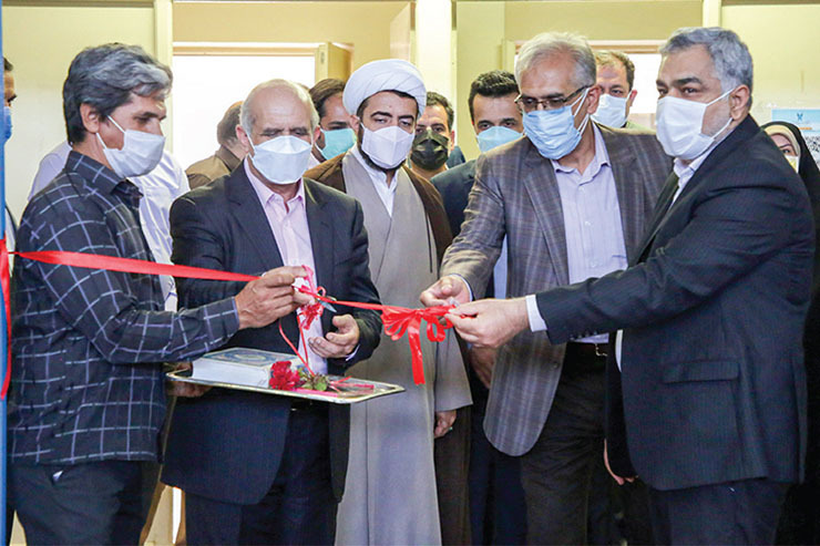 معاون بهداشت دانشگاه علوم پزشکی مشهد می‌گوید نامه ستاد استانی کرونا درباره تشدید محدودیت‌ها در ورودی‌های شهر همچنان بی پاسخ مانده است