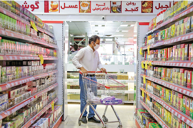 براساس اعلام مرکز آمار ایران، متوسط هزینه یک خانوار شهری در سال گذشته برابر با ۶۲میلیون‌و ۱۰۰ هزار تومان بوده است که این رقم در ماه، چیزی معادل ۵ میلیون‌و۱۷۵هزار تومان می‌شود.